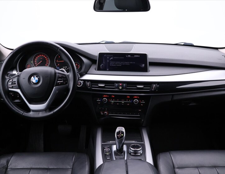 BMW X5 SUV 2,0 l 160 kw