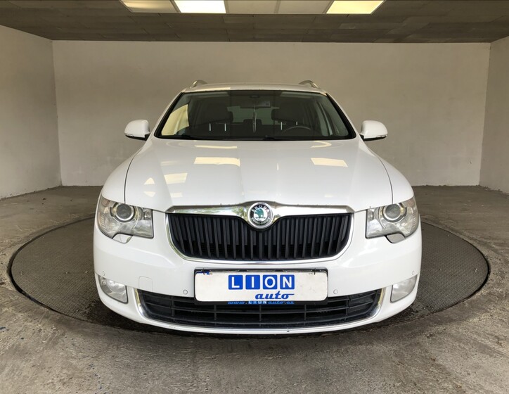 Škoda Superb 2