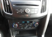 Ford Focus Kombi 999,0 92 kw