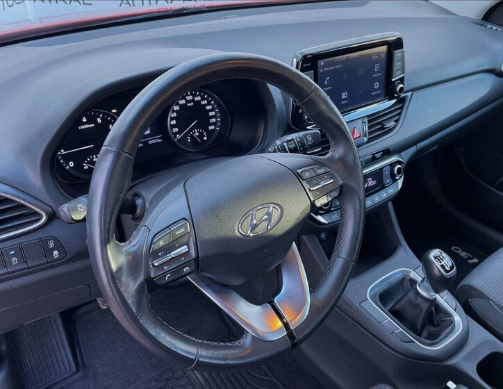 Hyundai i30 Kombi 998,0 88 kw