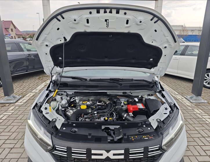Dacia Sandero Hatchback 999,0 67 kw