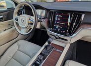 Volvo V60 Kombi 2,0 l 140 kw