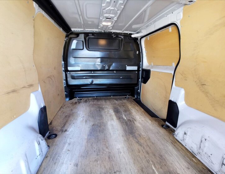 Opel Vivaro Ostatní 2,0 l 110 kw