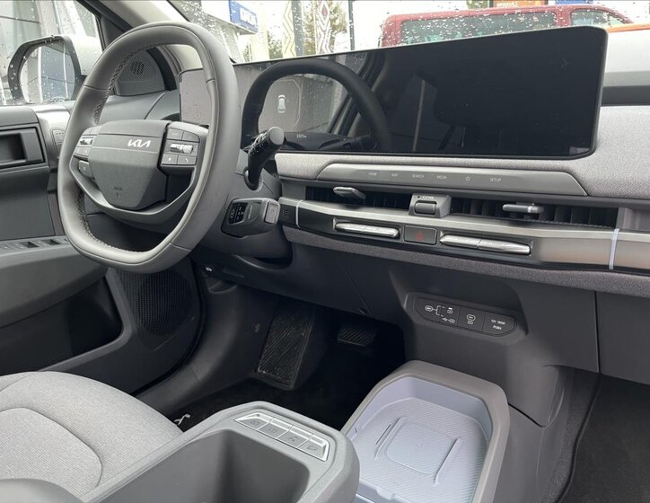 KIA EV3 SUV / Terénní 0,0 150 kw