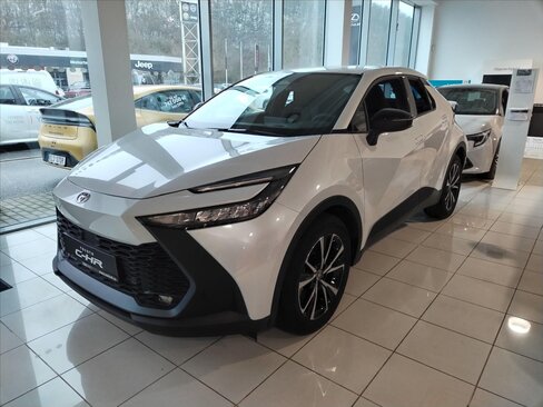 Toyota C-HR CUV 0,0 162 kw