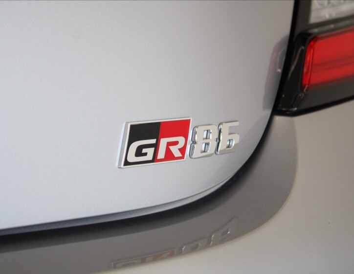 Toyota GR86 24