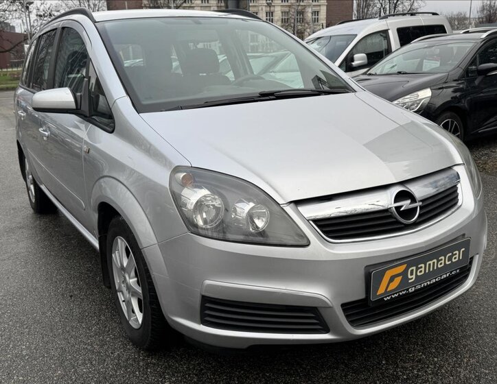 Opel Zafira 19