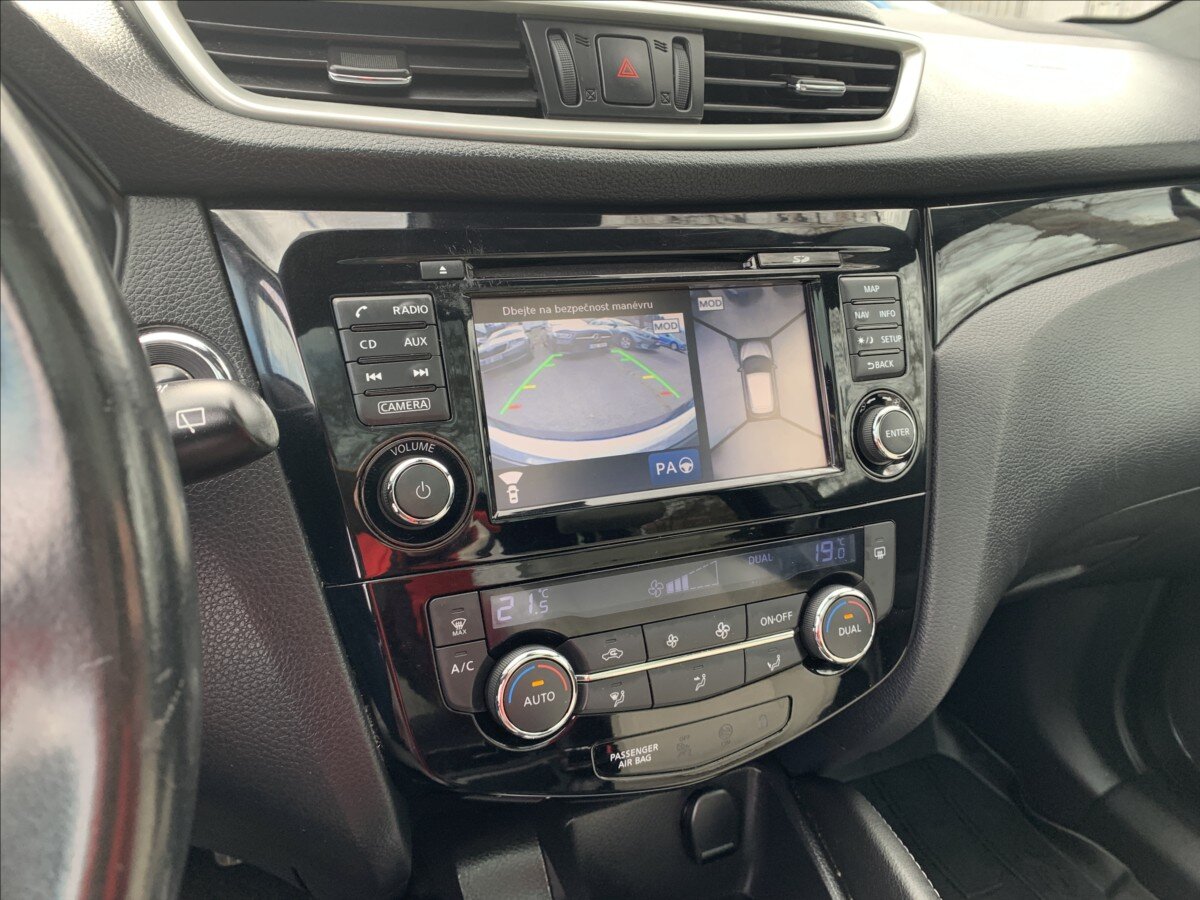 Nissan Qashqai SUV / Terénní 1,6 l 96 kw