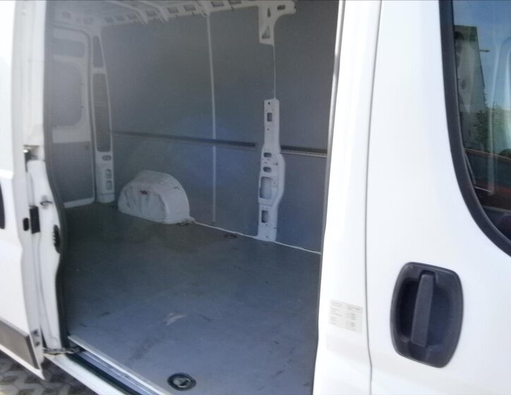 Citroën Jumper Skříň 2,2 l 110 kw