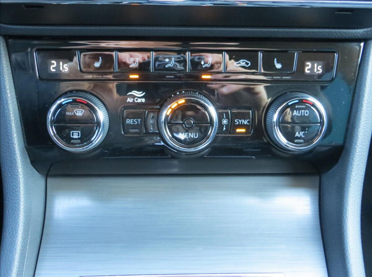 Škoda Superb Kombi 2,0 l 110 kw