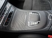 Mercedes-Benz Třídy E Sedan 2,0 l 145 kw