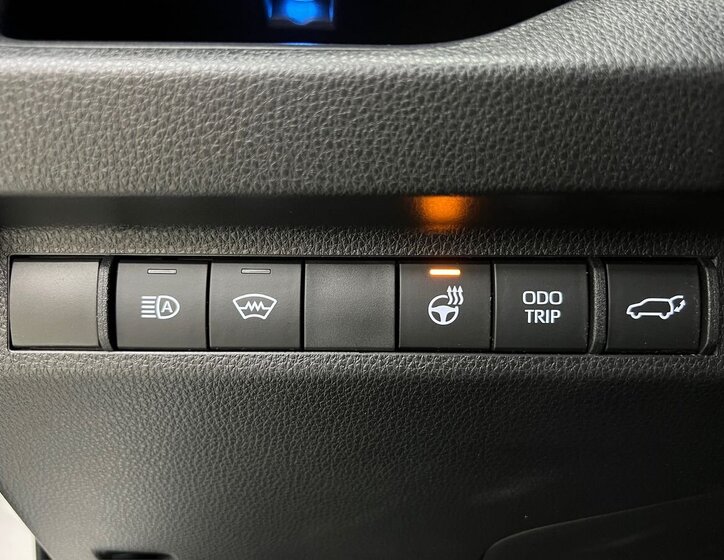 Toyota RAV4 SUV 2,5 l 163 kw