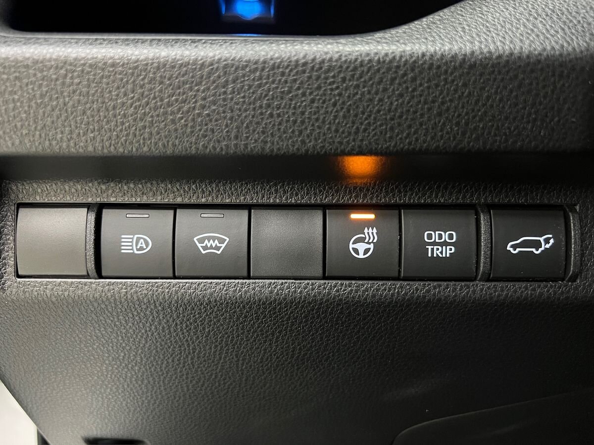 Toyota RAV4 SUV 2,5 l 163 kw