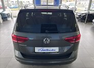 Volkswagen Touran 5