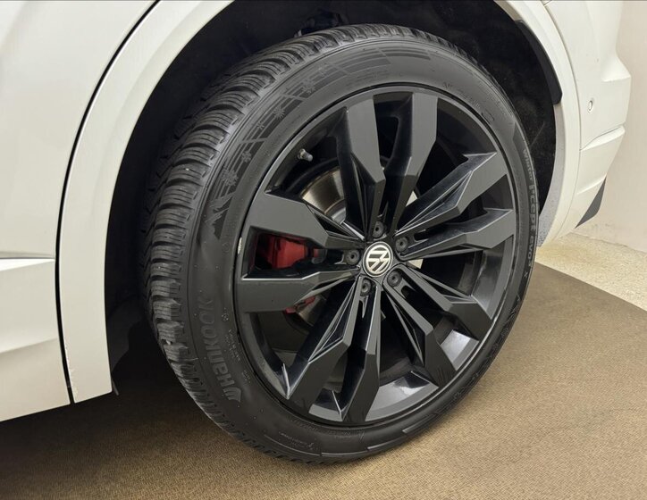 Volkswagen Touareg 51