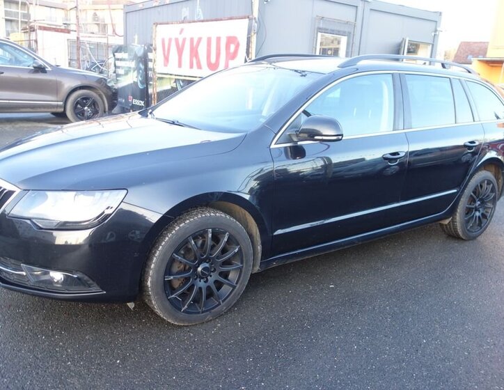 Škoda Superb 3