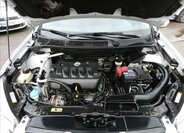 Nissan Qashqai SUV 2,0 l 104 kw