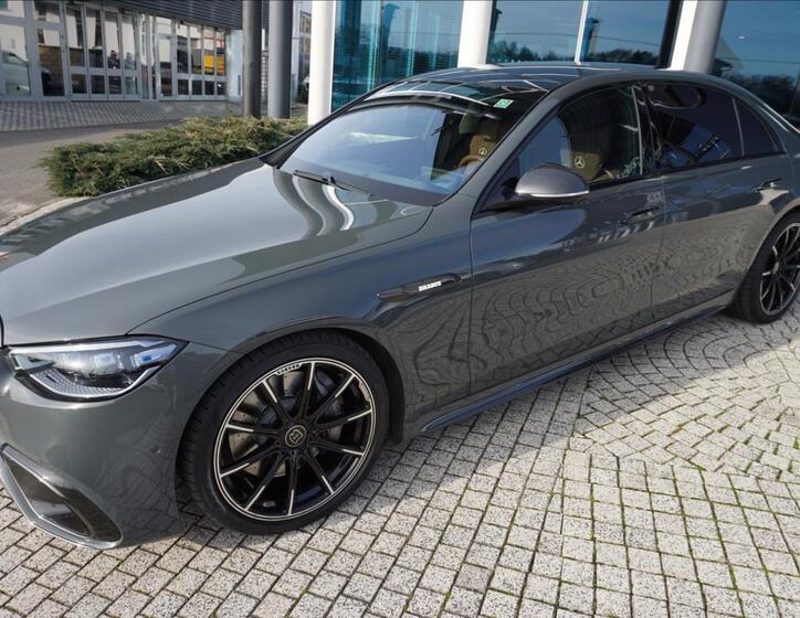 Mercedes-Benz Třídy S 3