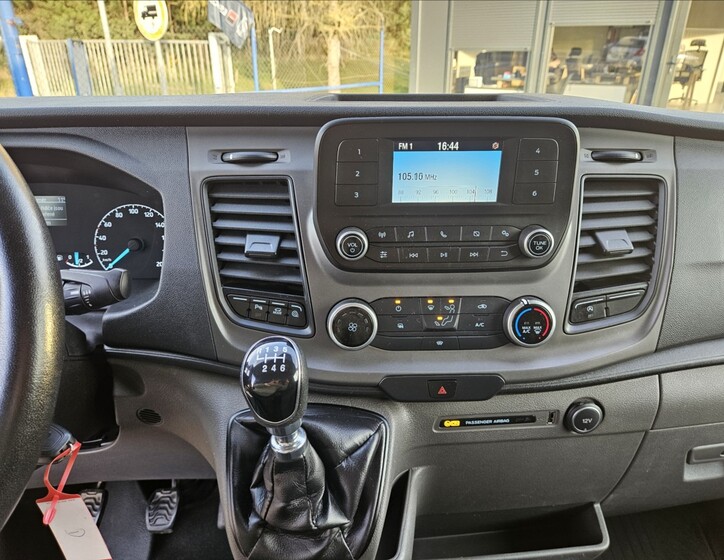 Ford Transit 17
