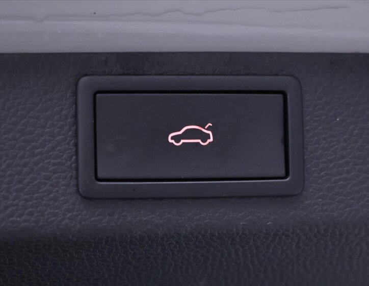 Škoda Karoq SUV 2,0 l 85 kw