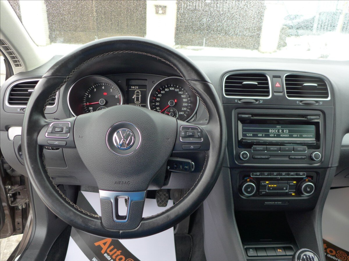 Volkswagen Golf Kombi 1,2 l 77 kw