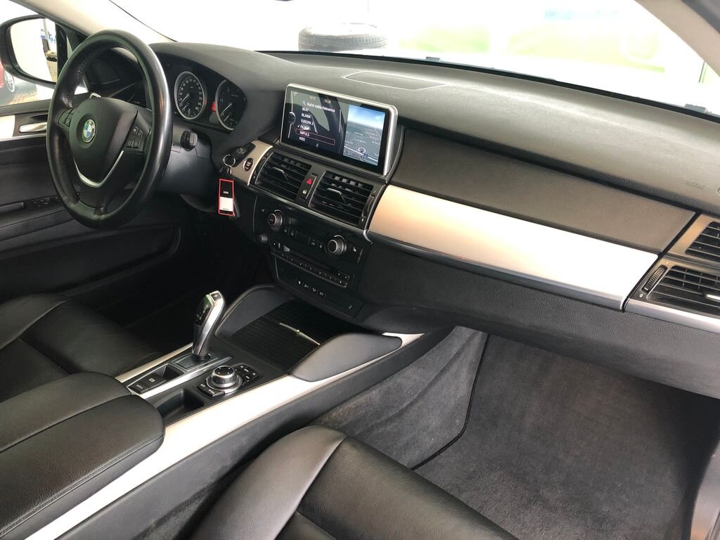 BMW X6 Kombi 3,0 l 180 kw