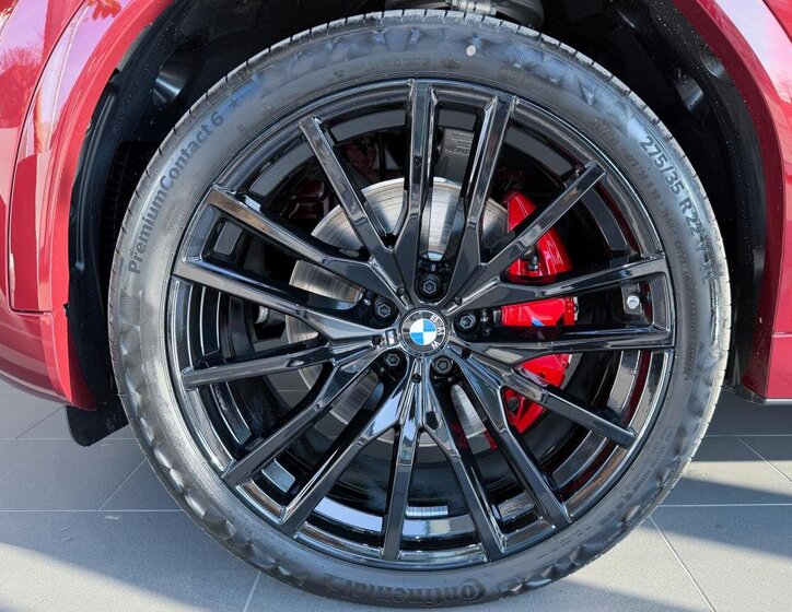 BMW X6 SUV 3,0 l 259 kw