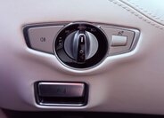 Mercedes-Benz Třídy S Kupé 4,0 l 450 kw