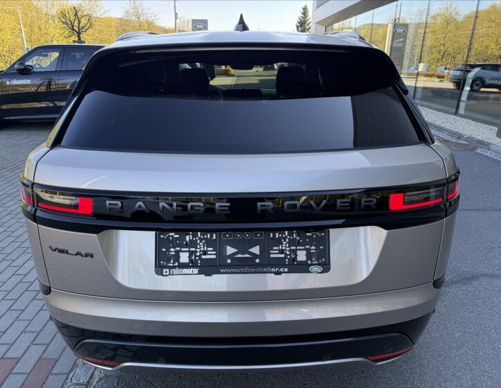 Land Rover Range Rover Velar SUV / Terénní 3,0 l 221 kw