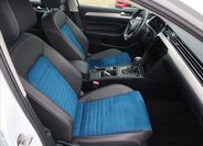 Volkswagen Passat 13