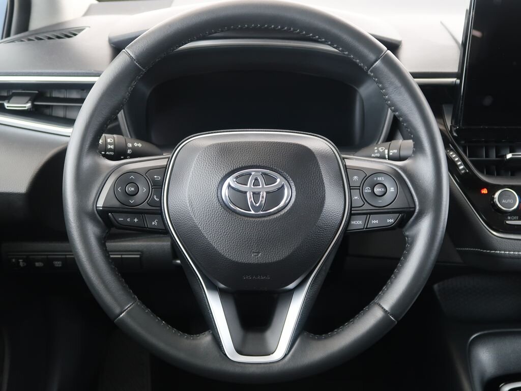 Toyota Corolla Sedan / Limuzína 1,5 l 92 kw