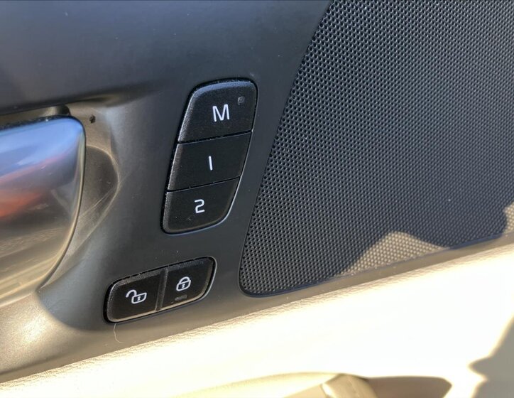 Volvo V60 Kombi 2,0 l 145 kw