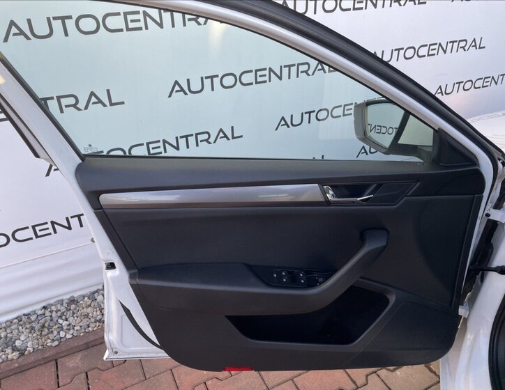 Škoda Superb Kombi 1,4 l 92 kw