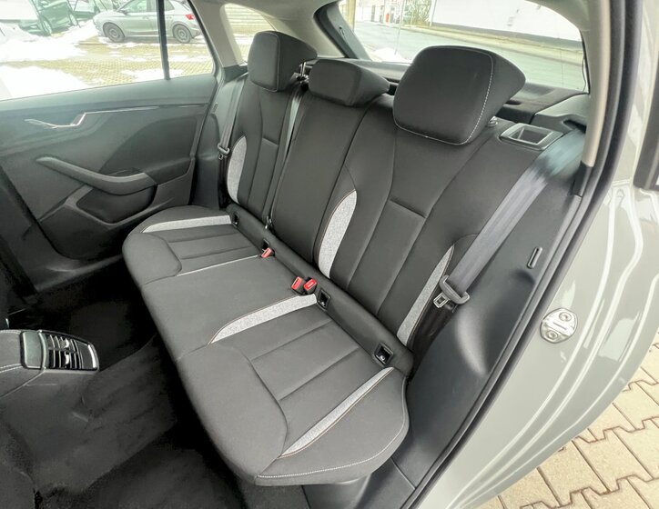 Škoda Scala Hatchback 1,0 l 85 kw