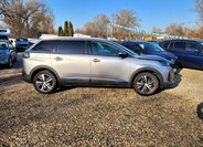 Peugeot 5008 SUV 1,5 l 96 kw