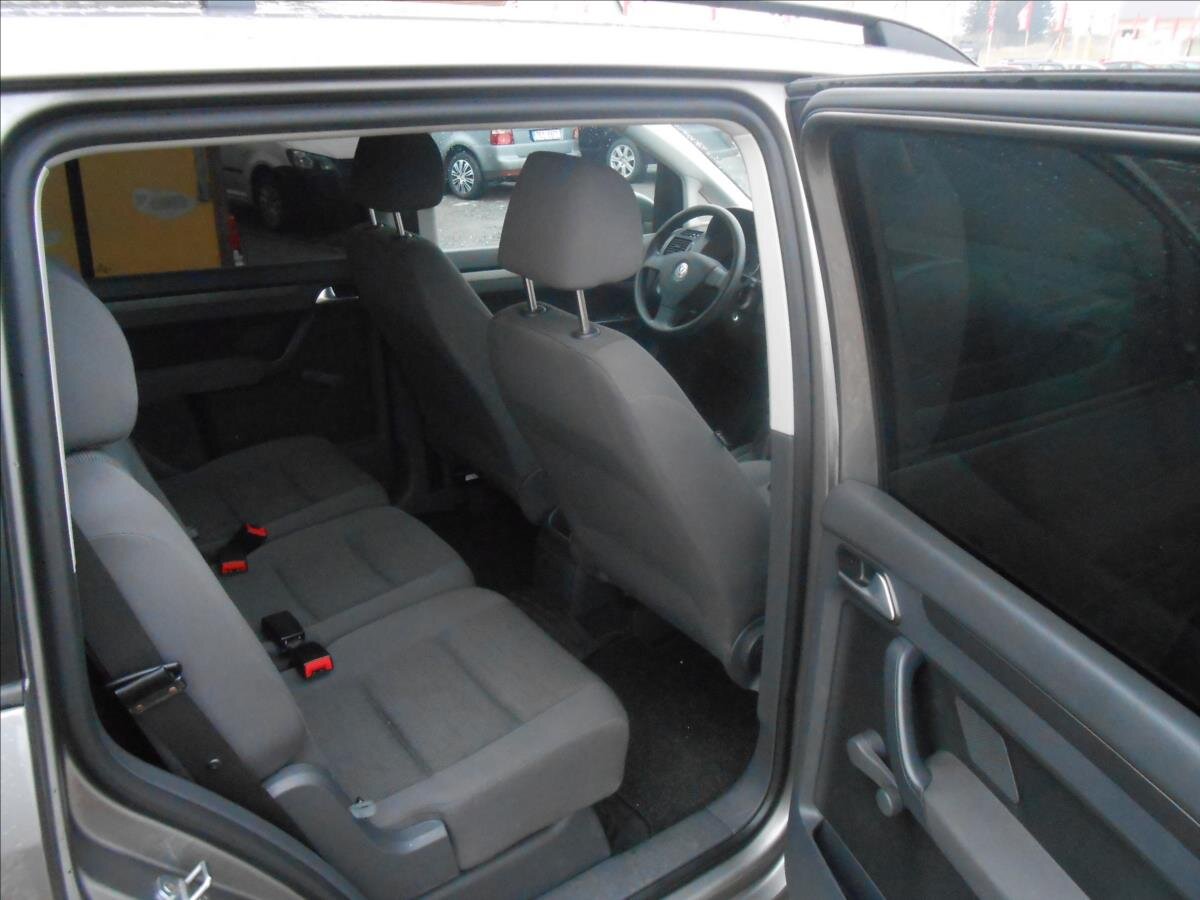 Volkswagen Touran MPV 1,9 l 66 kw