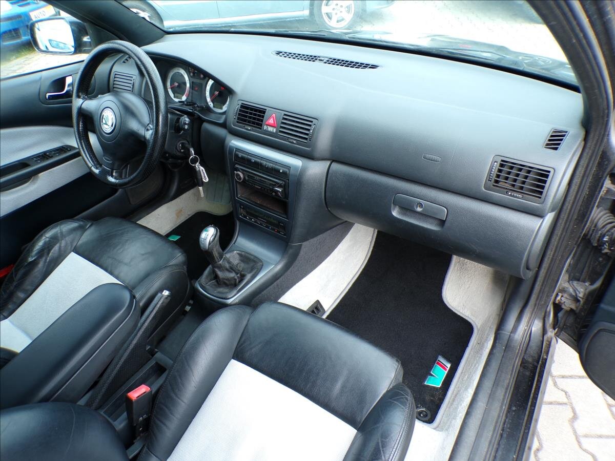 Škoda Octavia Kombi 1,8 l 132 kw