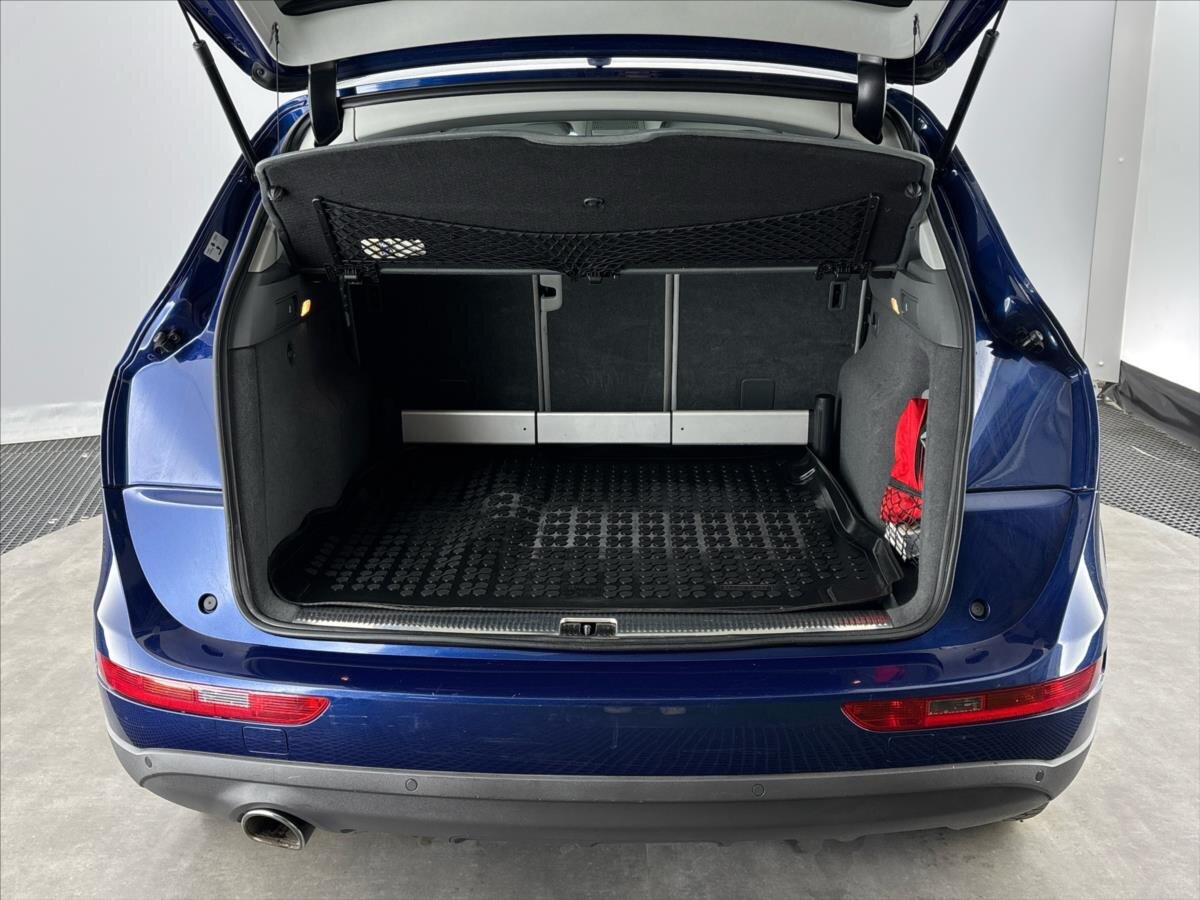 Audi Q5 SUV / Terénní 2,0 l 130 kw