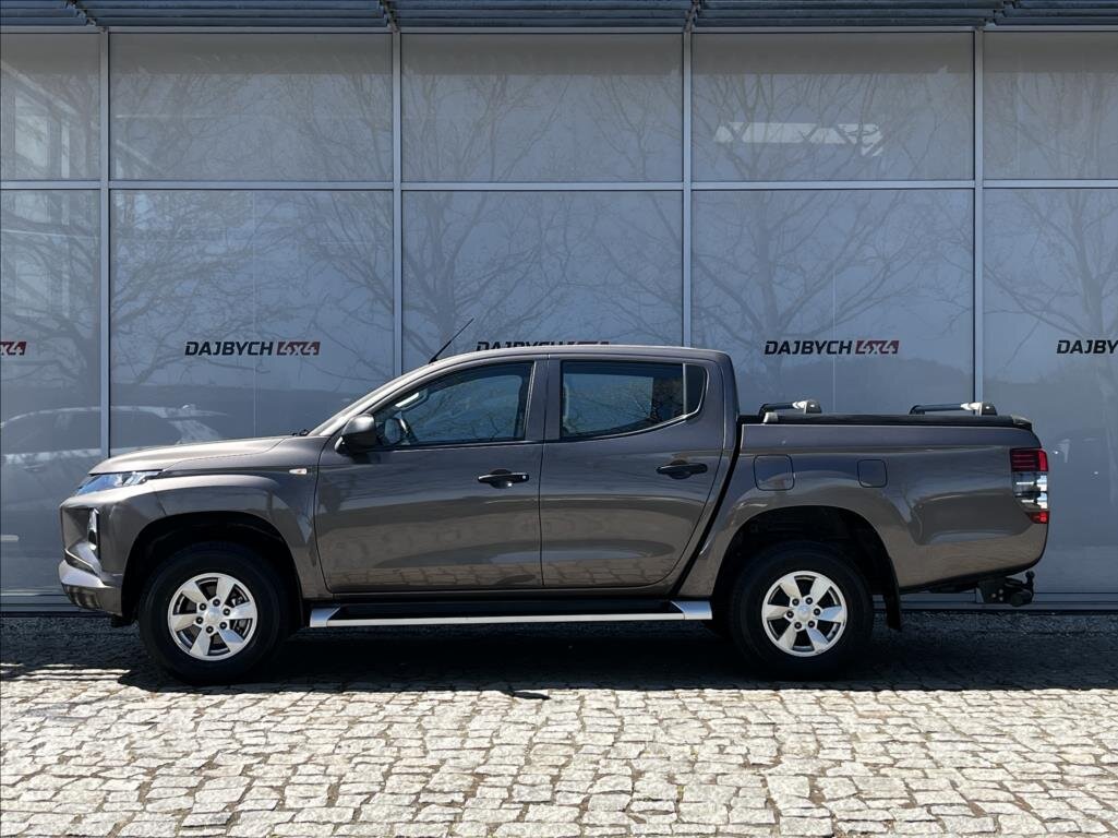 Mitsubishi L200 Pick-up 2,3 l 110 kw