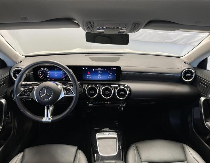 Mercedes-Benz CLA 13