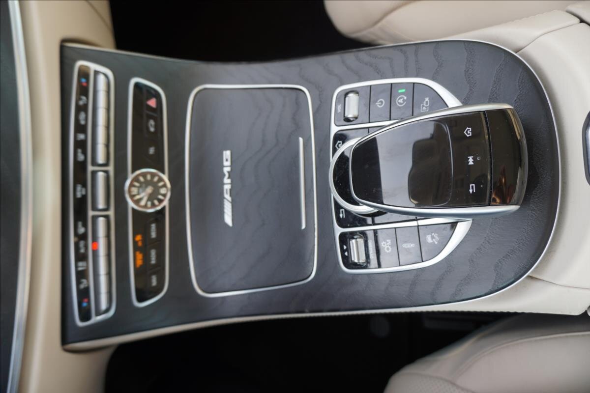 Mercedes-Benz Třídy E