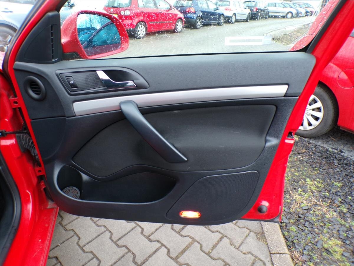 Škoda Octavia Kombi 2,0 l 103 kw