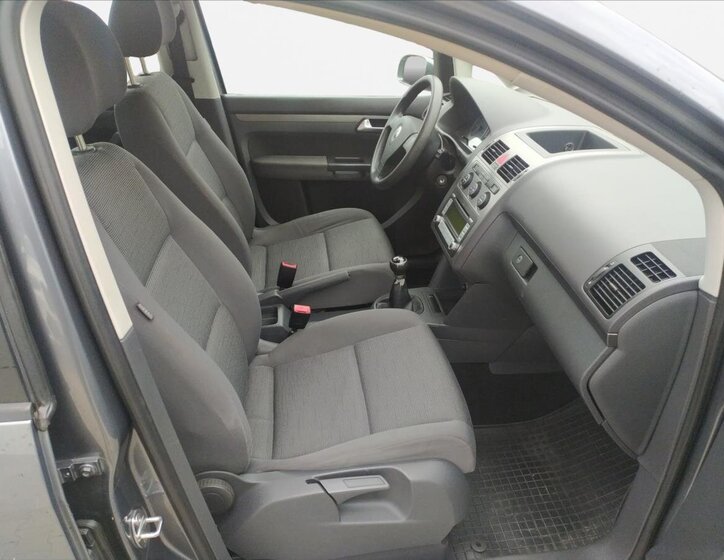 Volkswagen Touran Kombi 1,9 l 77 kw