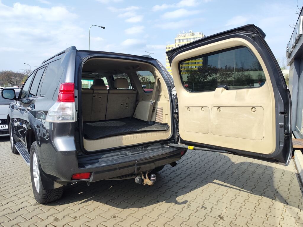 Toyota Land Cruiser SUV / Terénní 3,0 l 127 kw