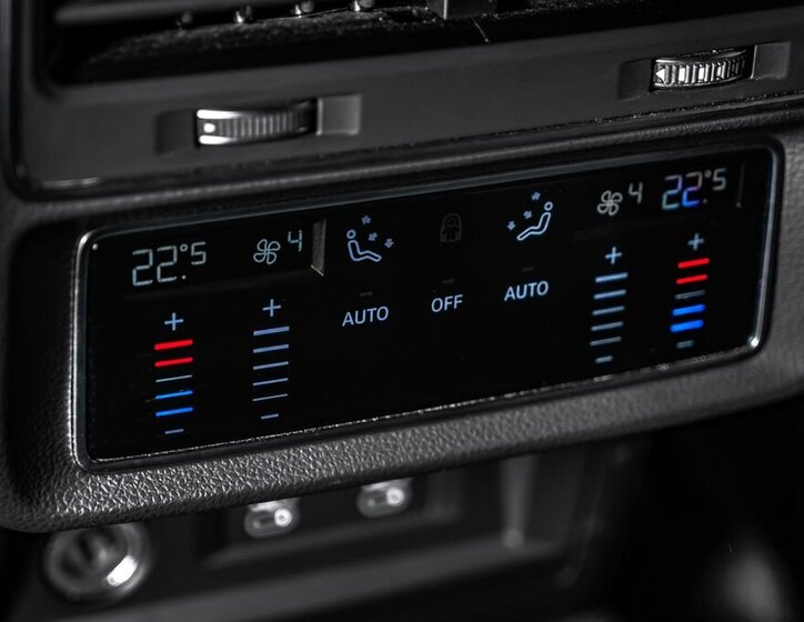 Audi Q8 SUV / Terénní 3,0 l 210 kw