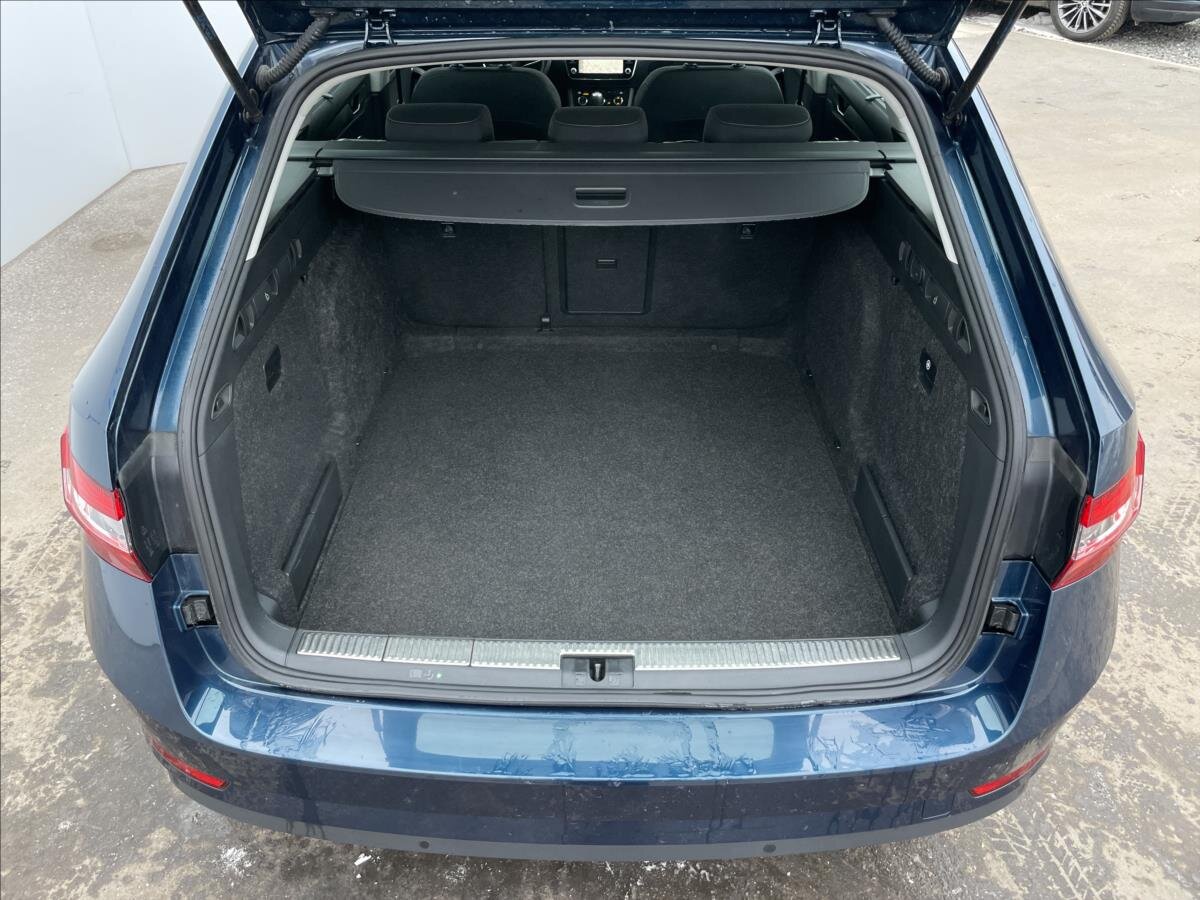 Škoda Superb Kombi 2,0 l 110 kw