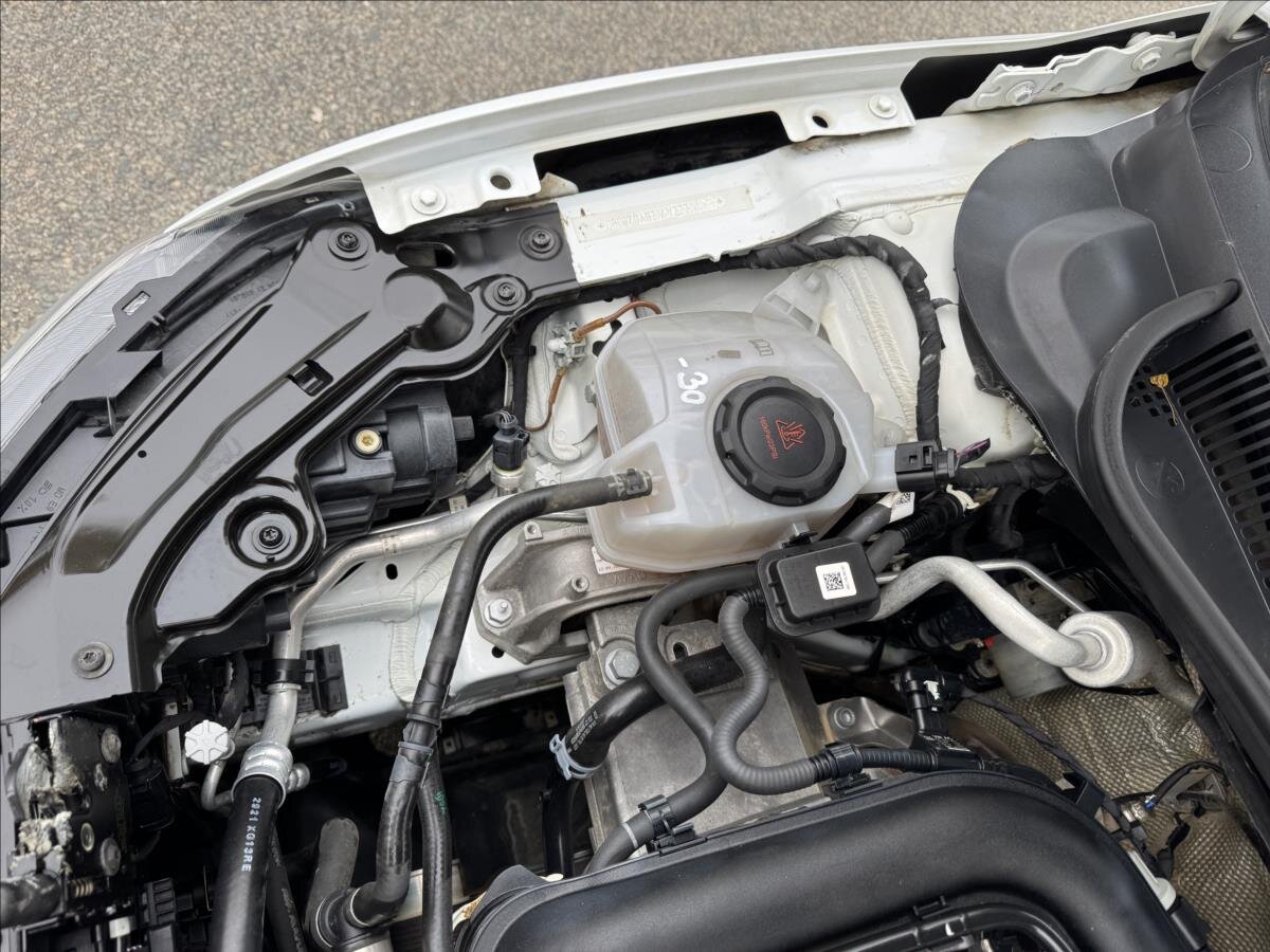 Volkswagen Polo Hatchback 999,0 70 kw