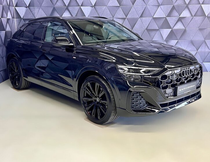 Audi Q8 SUV 3,0 l 210 kw