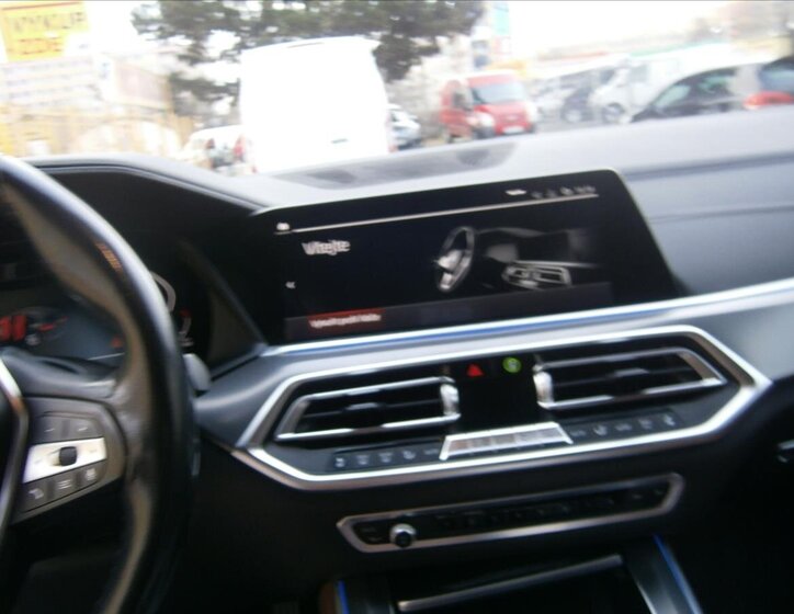 BMW X5 Kombi 3,0 l 195 kw