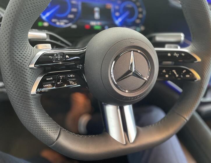 Mercedes-Benz EQS 14